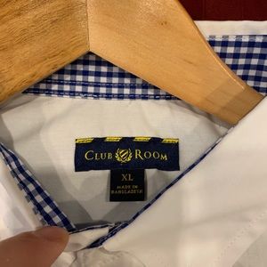 Short sleeve dress shirt